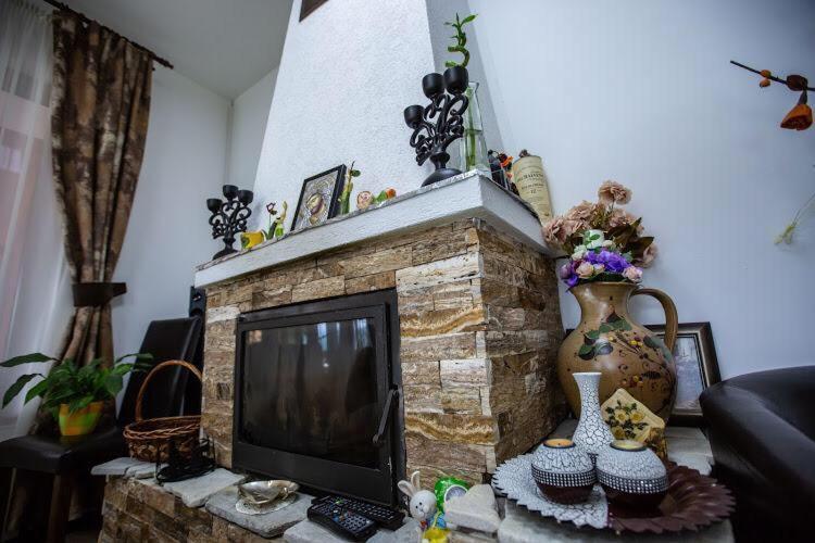 Pensiunea Lia Colibiţa Exterior foto